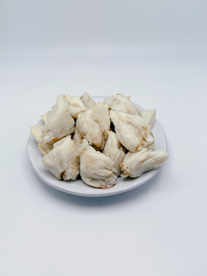 Pacific Blue pasteurized crabmeat, Colossal grade, picked meat